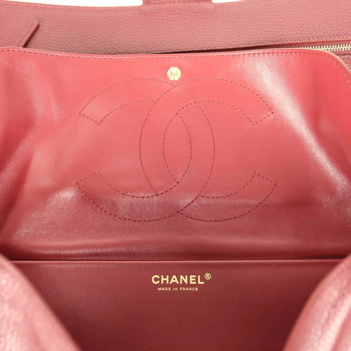 Chanel Chanel Maxi "Souplissimo" Small Flap Bag Burgundy Grained Calfskin Gold Hardware | Thumbnail 12 Chanel Chanel Maxi "Souplissimo" Small Flap Bag Burgundy Grained Calfskin Gold Hardware | Thumbnail 12