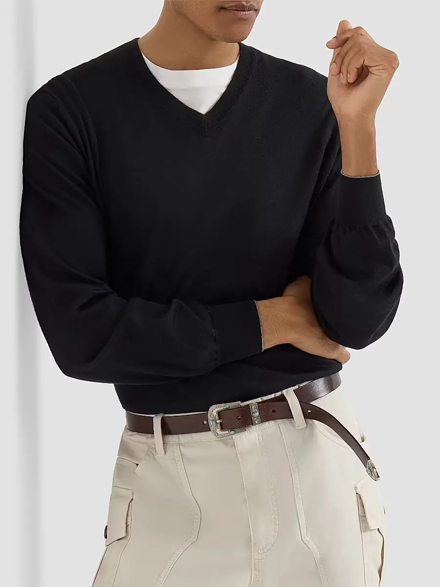 Brunello Cucinelli Men's Cashmere and Silk Lightweight Sweater | Thumbnail 4 Brunello Cucinelli Men's Cashmere and Silk Lightweight Sweater | Thumbnail 4