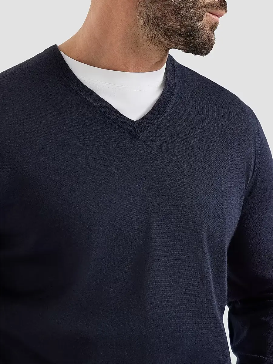 Brunello Cucinelli Men's Cashmere and Silk Lightweight Sweater | Thumbnail 5