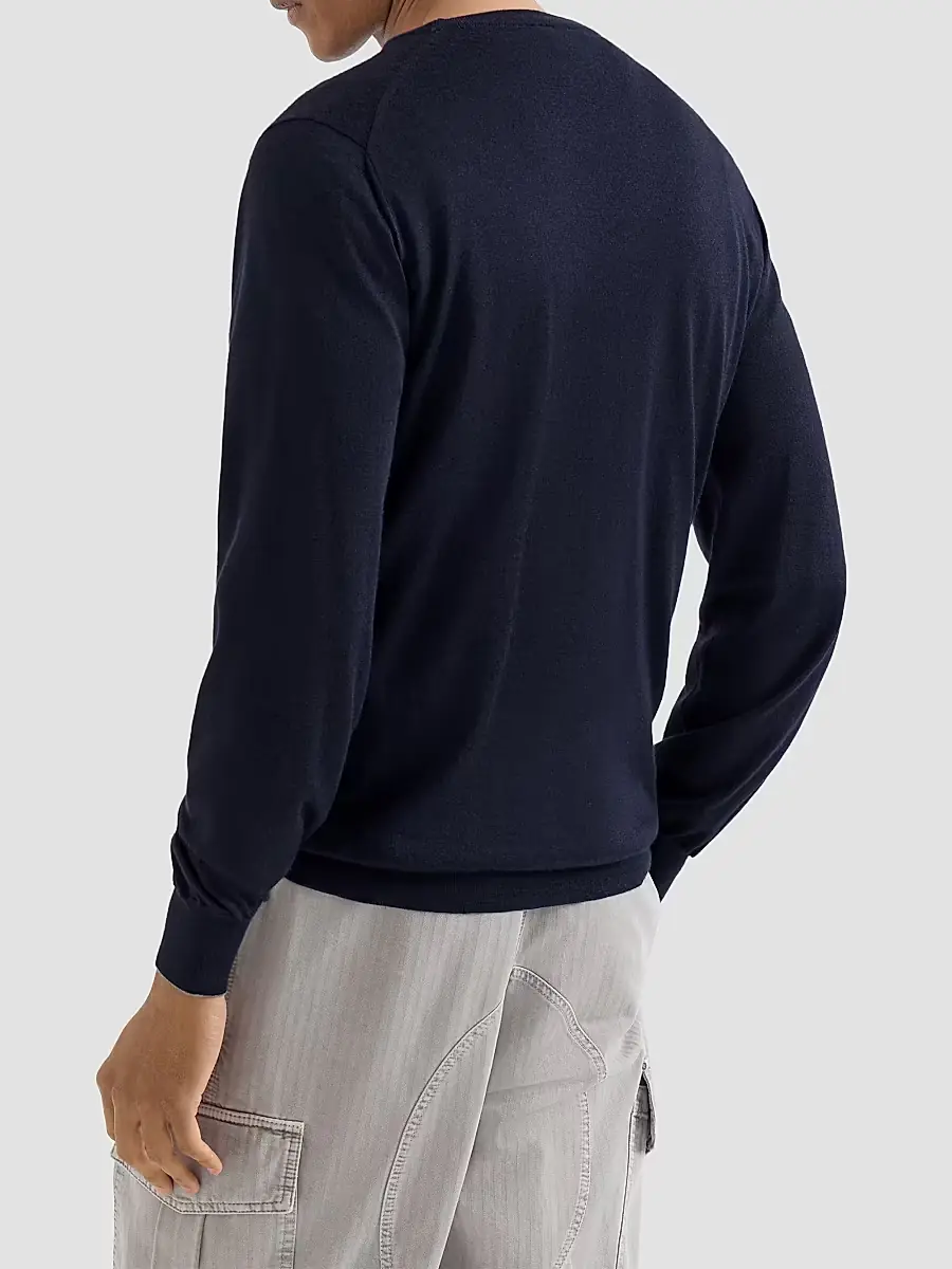 Brunello Cucinelli Men's Cashmere and Silk Lightweight Sweater | Thumbnail 3