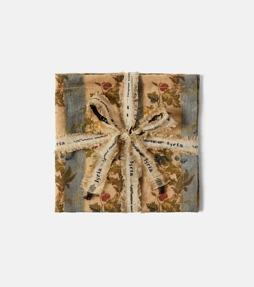 The House of Lyria Banksia set of 2 floral linen napkins | Thumbnail 4