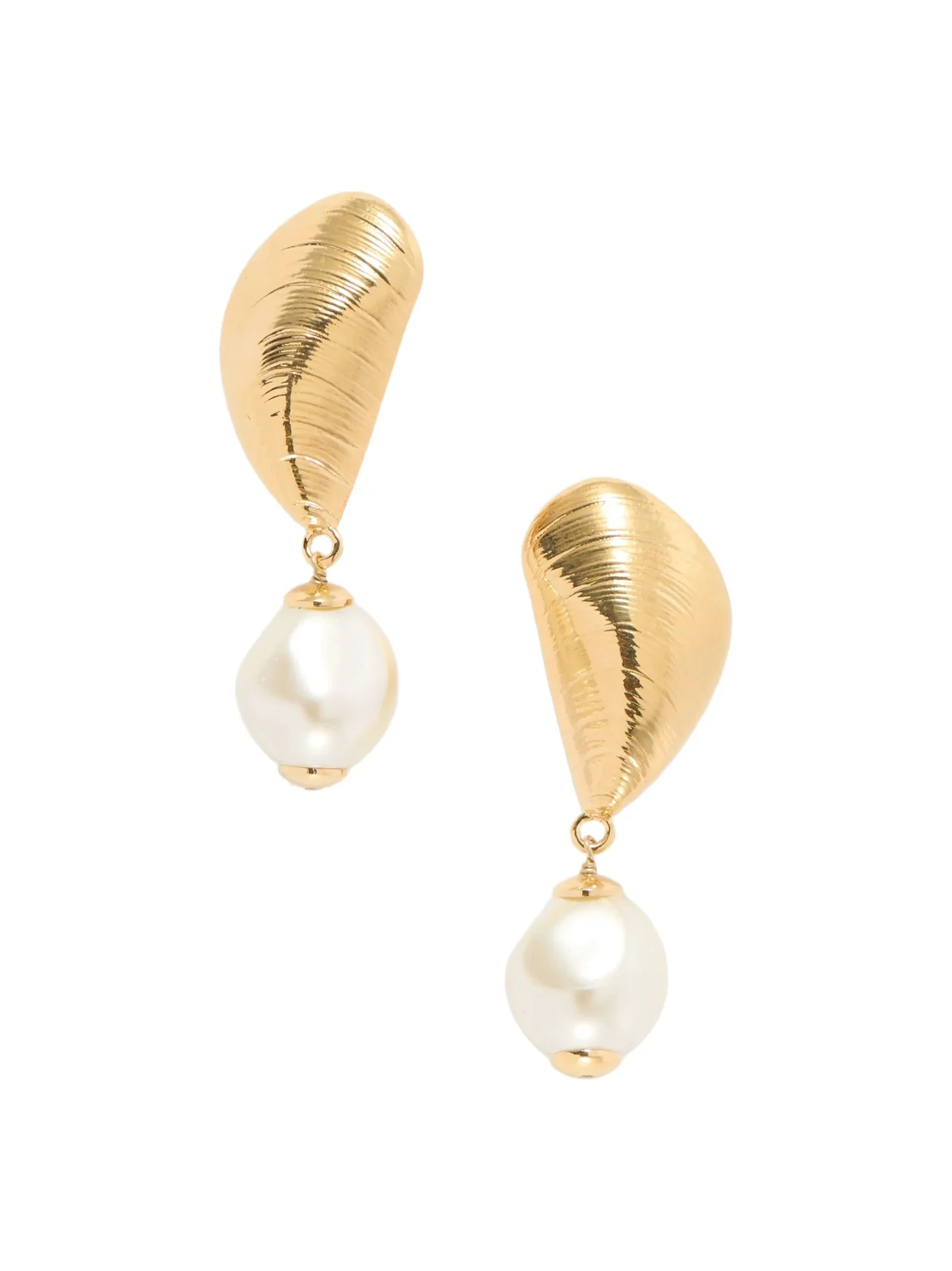 Mussel Embellished Earrings Mussel Embellished Earrings