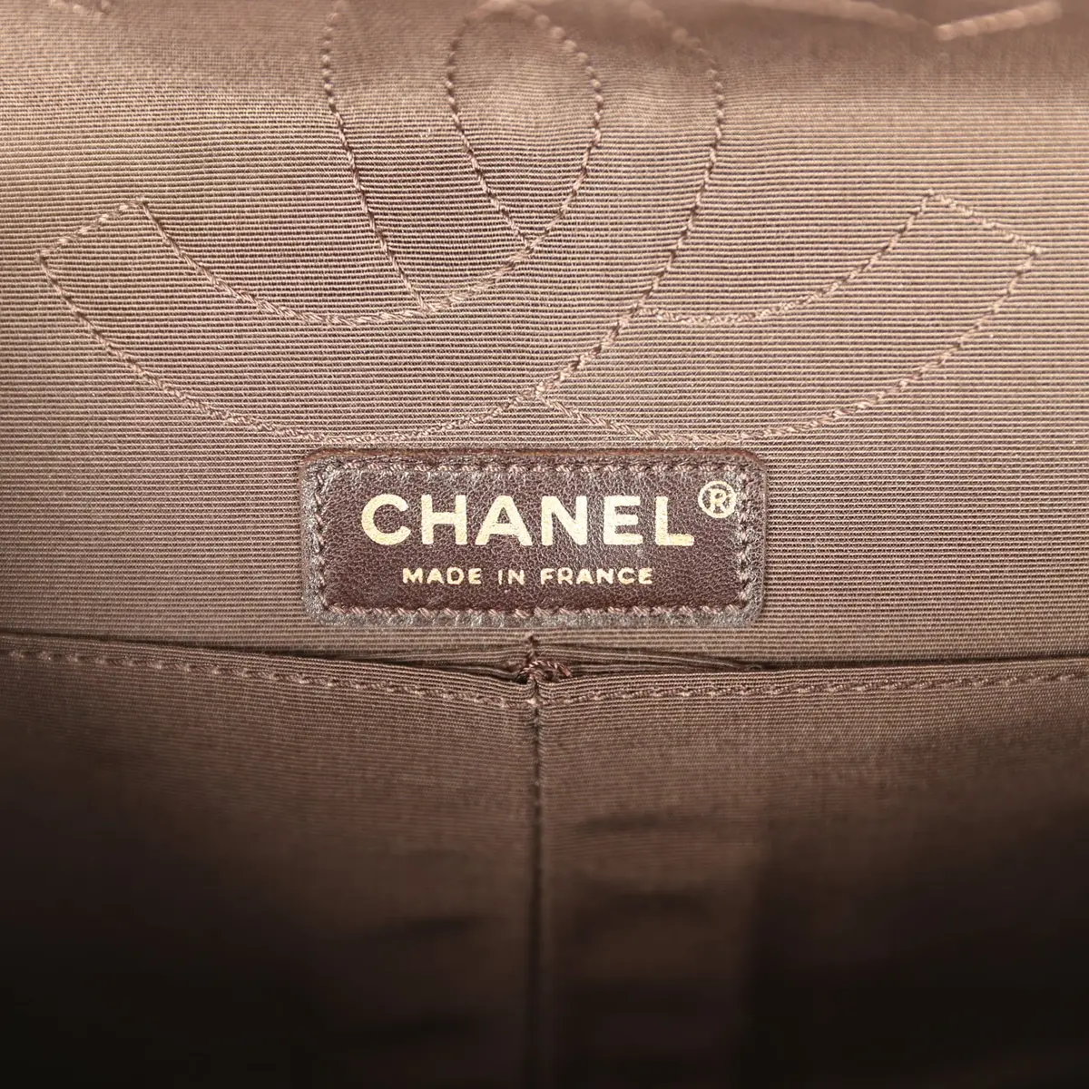 Chanel Pre-owned Chanel Medium Paris-Shanghai Reissue 226 2.55 Double Flap Bag Gold Glazed Tweed Antique Gold Hardware | Thumbnail 9 Chanel Pre-owned Chanel Medium Paris-Shanghai Reissue 226 2.55 Double Flap Bag Gold Glazed Tweed Antique Gold Hardware | Thumbnail 9