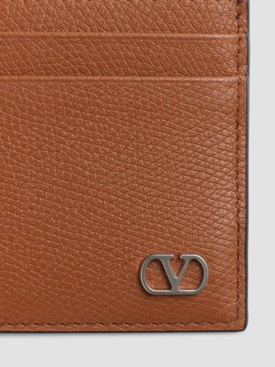Valentino Men's VLogo Signature Grainy Calfskin Card Holder | Thumbnail 5 Valentino Men's VLogo Signature Grainy Calfskin Card Holder | Thumbnail 5