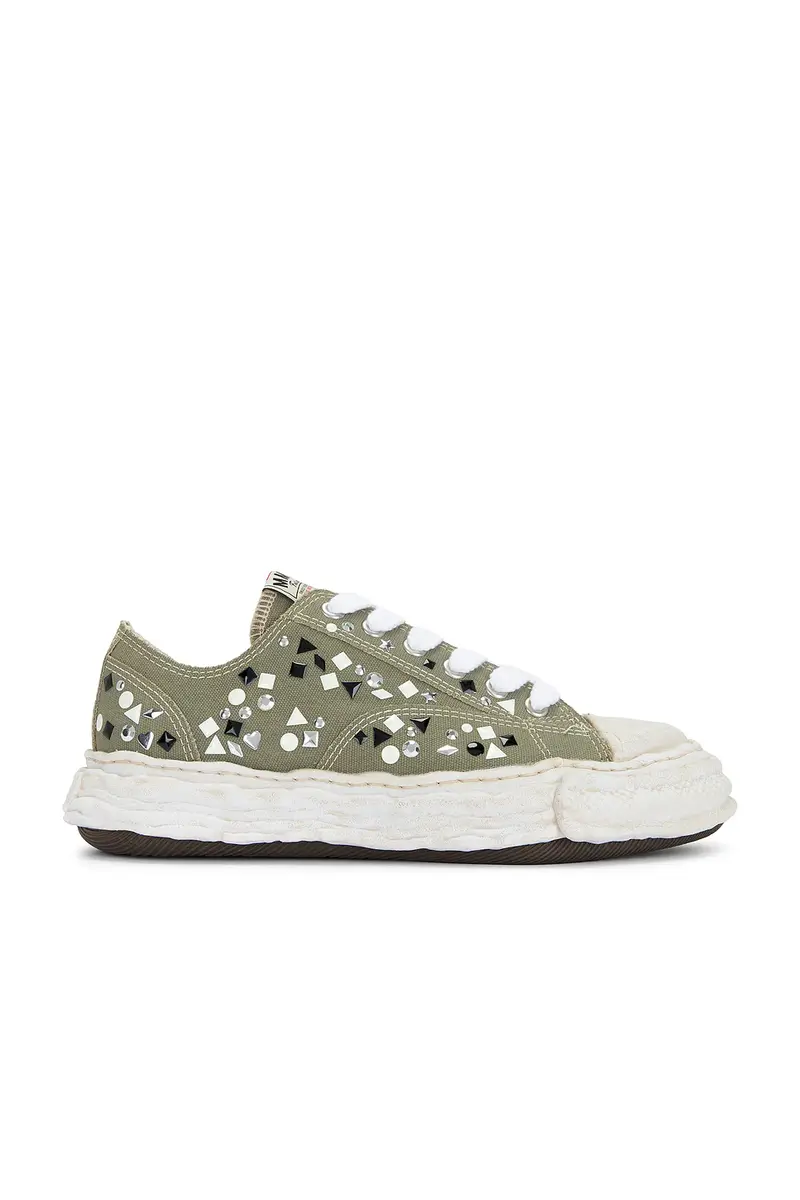 Maison MIHARA YASUHIRO Peterson23 Original Sole Embellished Canvas Low -Top Sneaker | Image 1 Maison MIHARA YASUHIRO Peterson23 Original Sole Embellished Canvas Low -Top Sneaker | Image 1