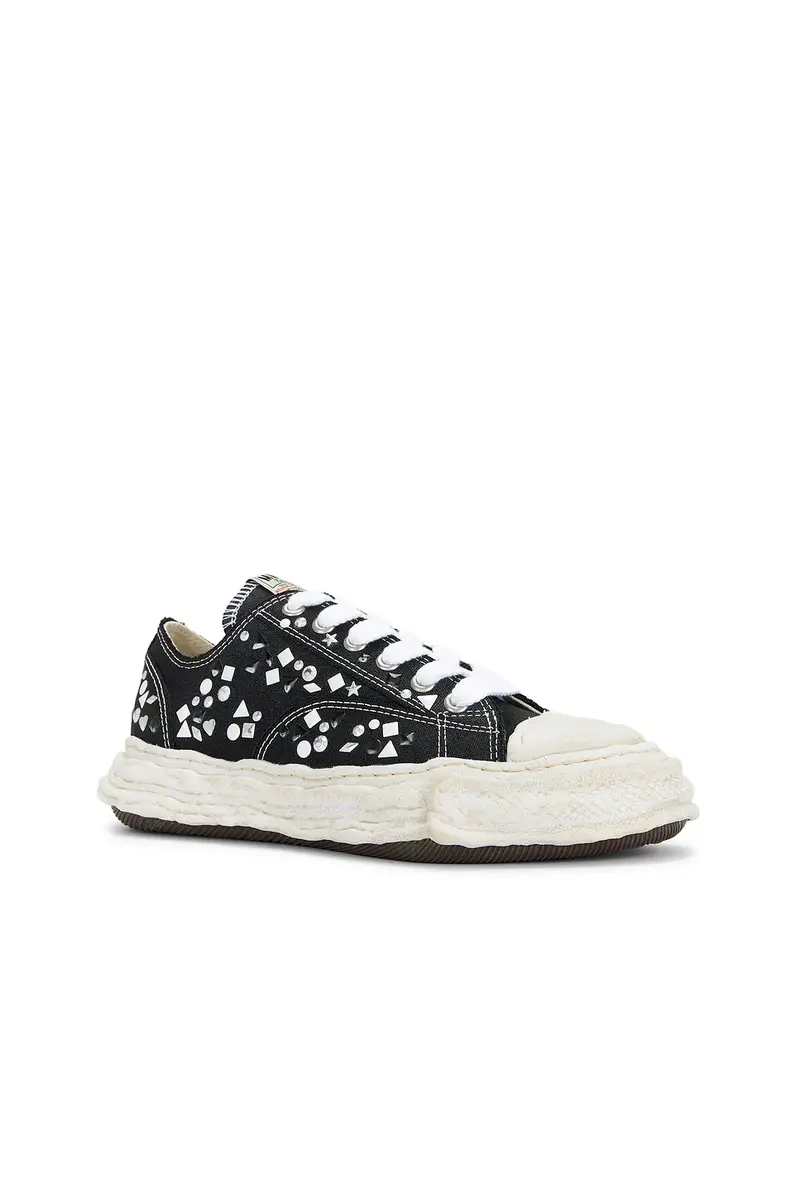 Maison MIHARA YASUHIRO Peterson23 Original Sole Embellished Canvas Low -Top Sneaker | Thumbnail 2 Maison MIHARA YASUHIRO Peterson23 Original Sole Embellished Canvas Low -Top Sneaker | Thumbnail 2