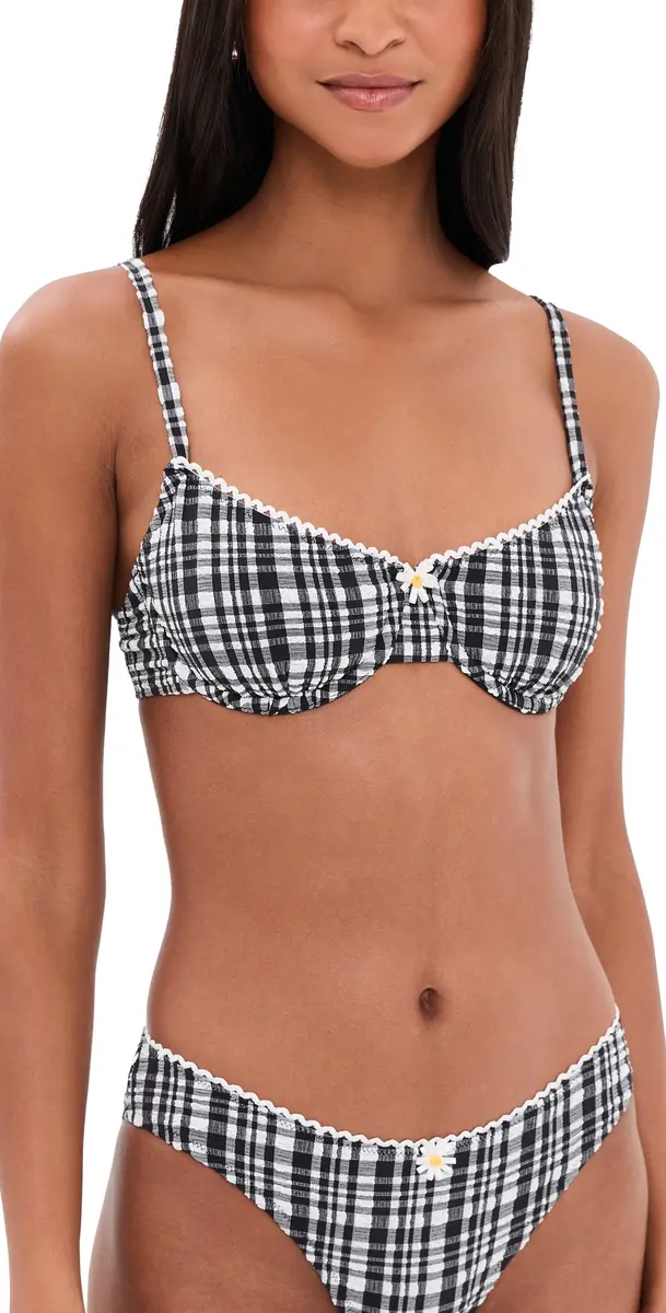 Solid & Striped The Daphne Bikini Top Noir | Image 1 Solid & Striped The Daphne Bikini Top Noir | Image 1