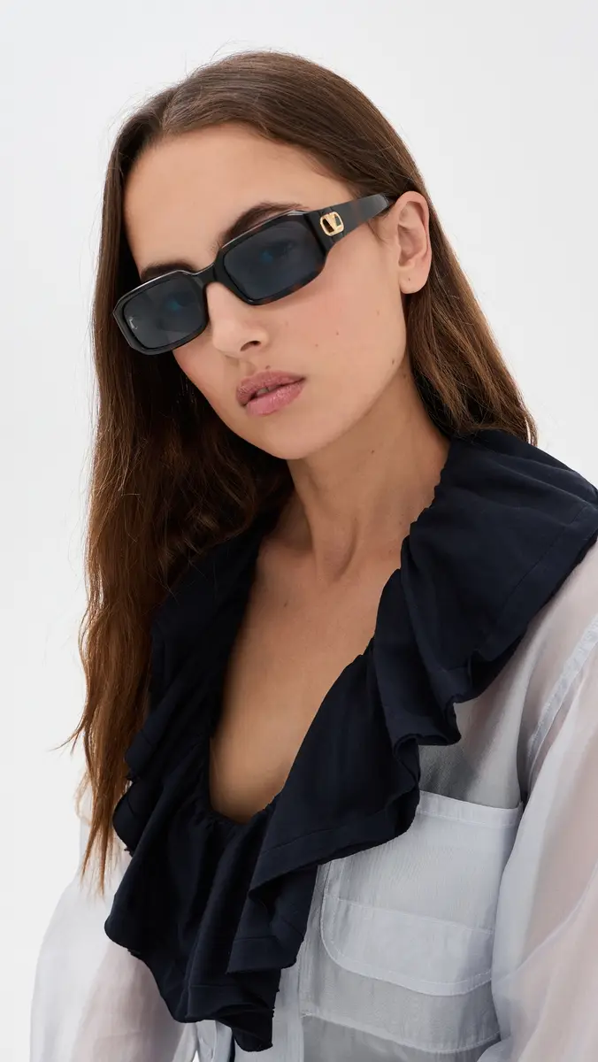 Valentino Vain Light Sunglasses | Thumbnail 3 Valentino Vain Light Sunglasses | Thumbnail 3