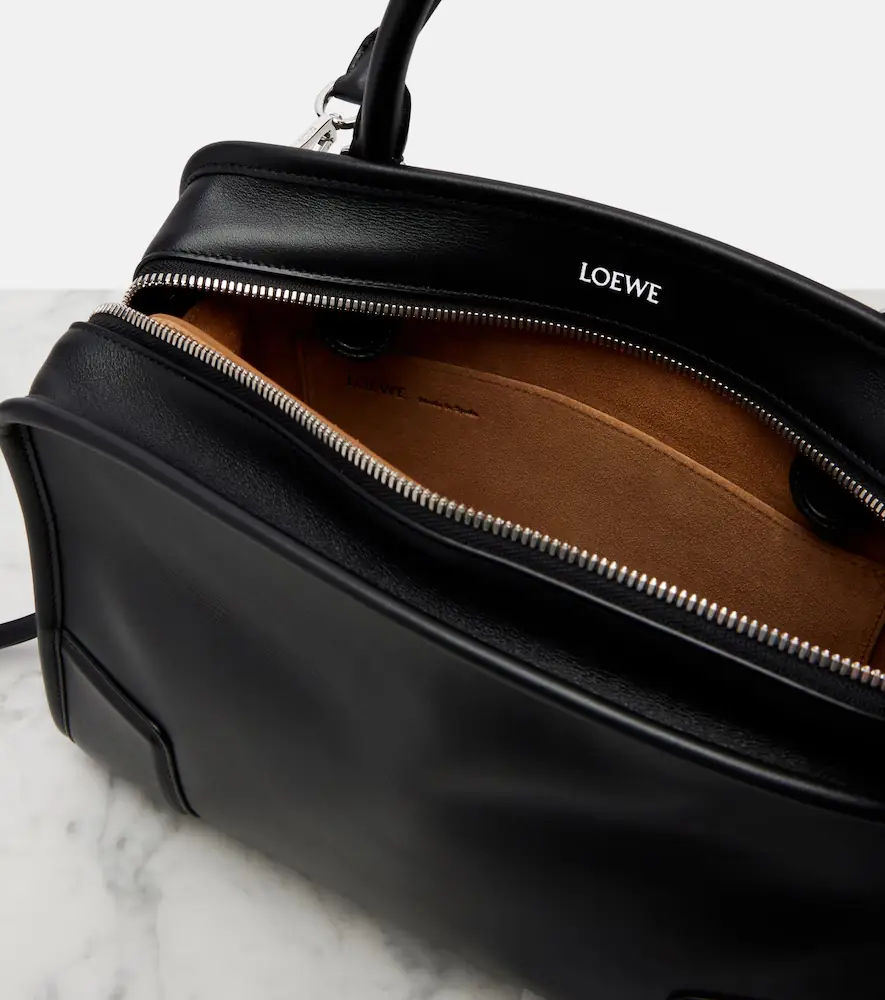 Loewe Amazona 180 Medium leather top-handle bag | Thumbnail 3