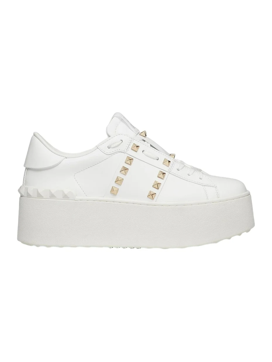 Women's Flatform Rockstud Untitled Sneakers In Calfskin - White