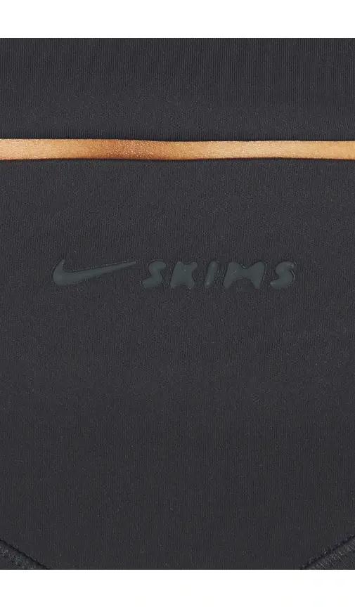 NikeSKIMS Matte Corset Leggings | Thumbnail 7
