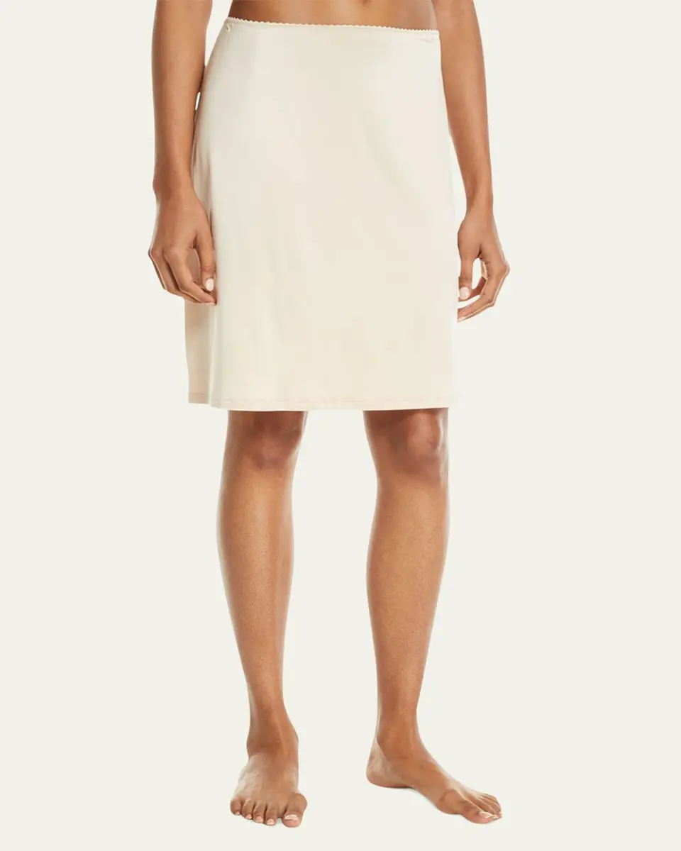 Hanro Satin Deluxe Half Slip | Thumbnail 4