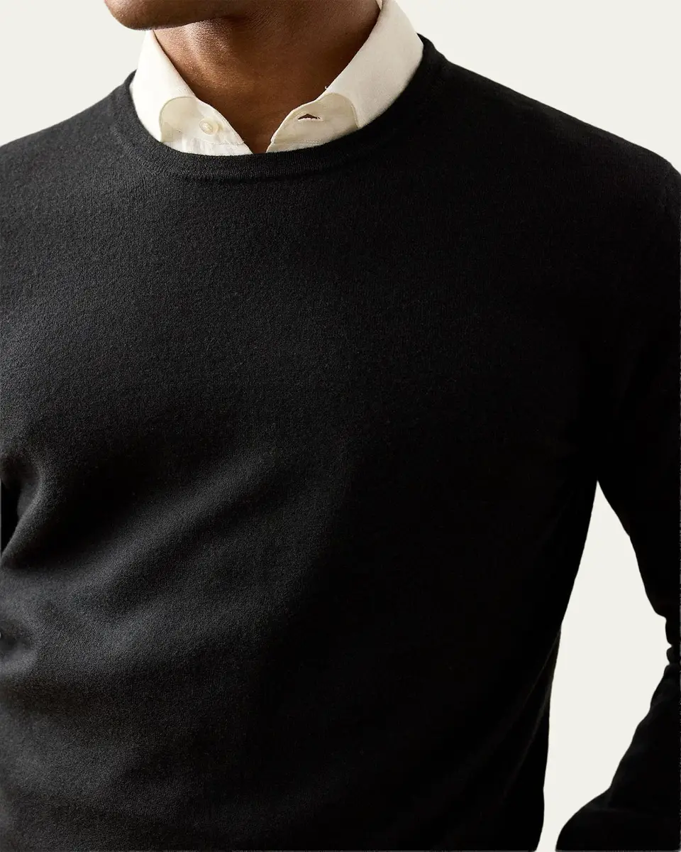 Ralph Lauren Purple Label Men's 18GG Cashmere Crewneck Sweater | Thumbnail 5 Ralph Lauren Purple Label Men's 18GG Cashmere Crewneck Sweater | Thumbnail 5