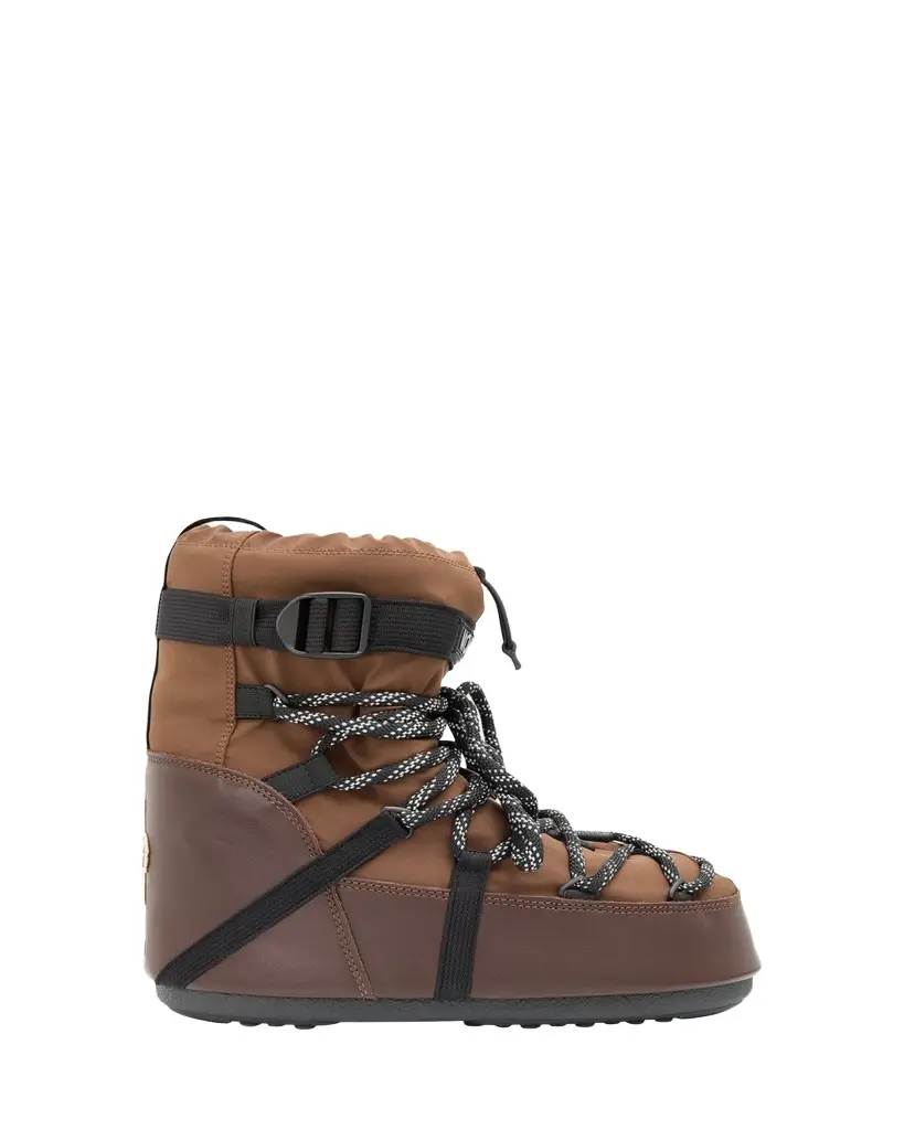 Moncler x Moon Boot Men's Icon Low Gaiter Padded Snow Boots | Image 1 Moncler x Moon Boot Men's Icon Low Gaiter Padded Snow Boots | Image 1