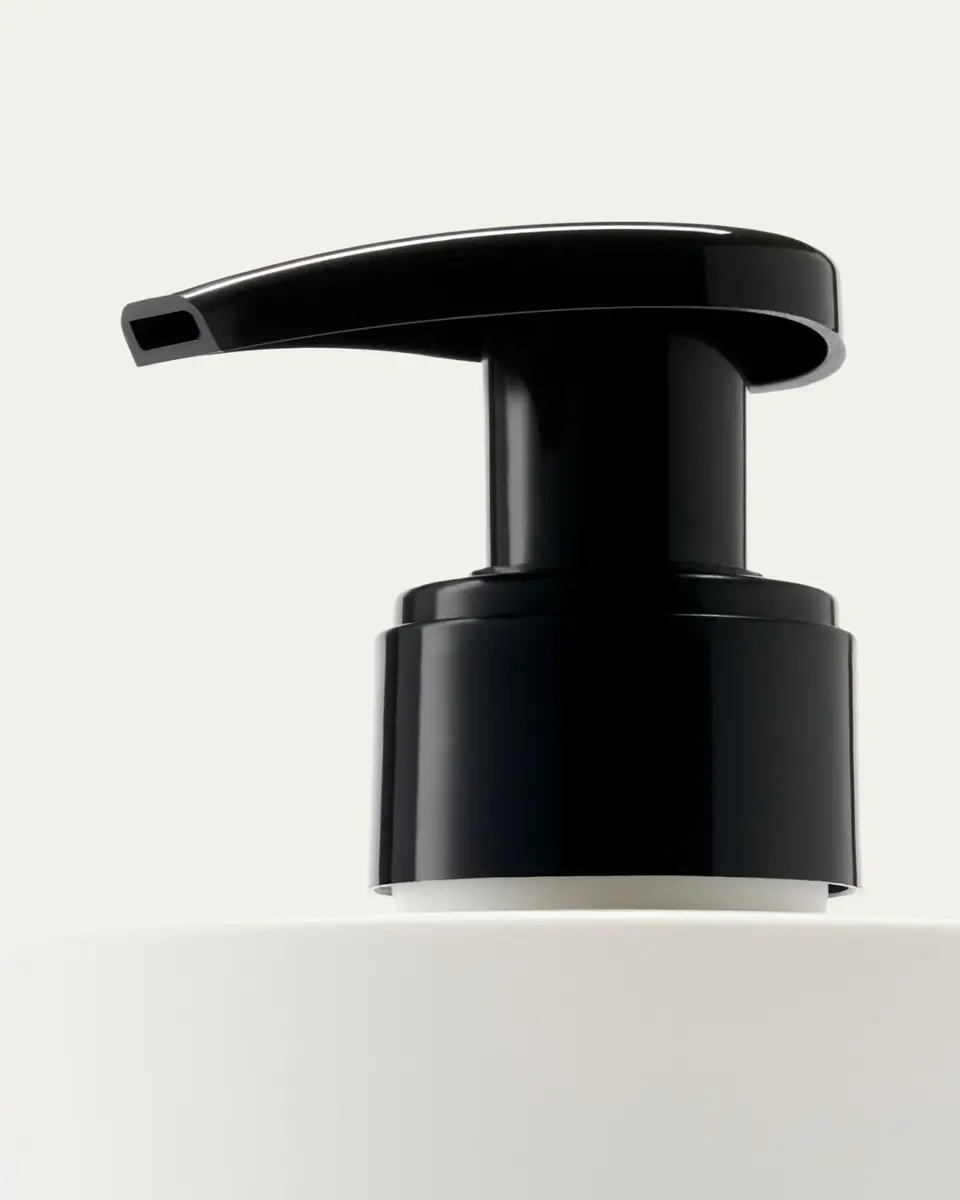 BYREDO Blanche Body Lotion, 15 oz. | Thumbnail 2