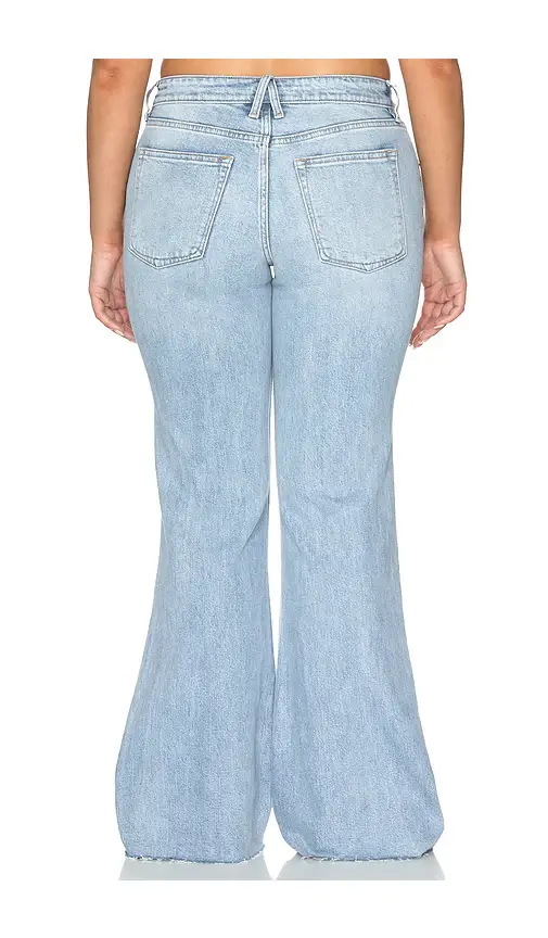 GOOD AMERICAN Vintage Low Rise Relaxed Flare Jeans | Thumbnail 8