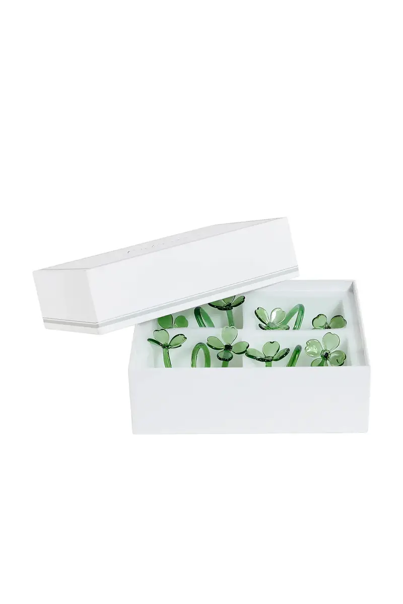 The Favorites Botanica Glass Flower Napkin Rings Set Of 4 | Thumbnail 3 The Favorites Botanica Glass Flower Napkin Rings Set Of 4 | Thumbnail 3