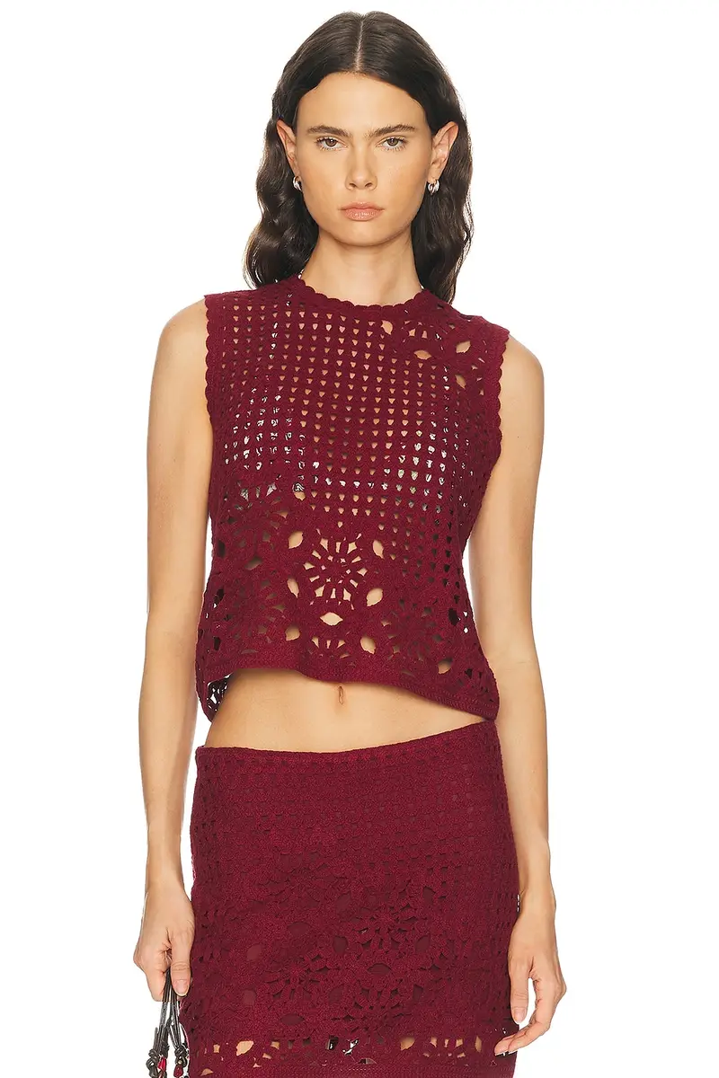 Frame The Postcard Tank | Image 1 Frame The Postcard Tank | Image 1