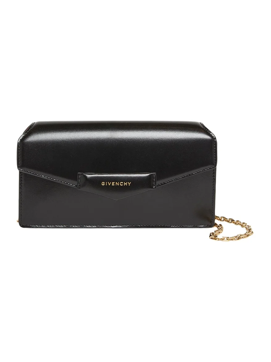 Antigona Clutch Bag in Leather