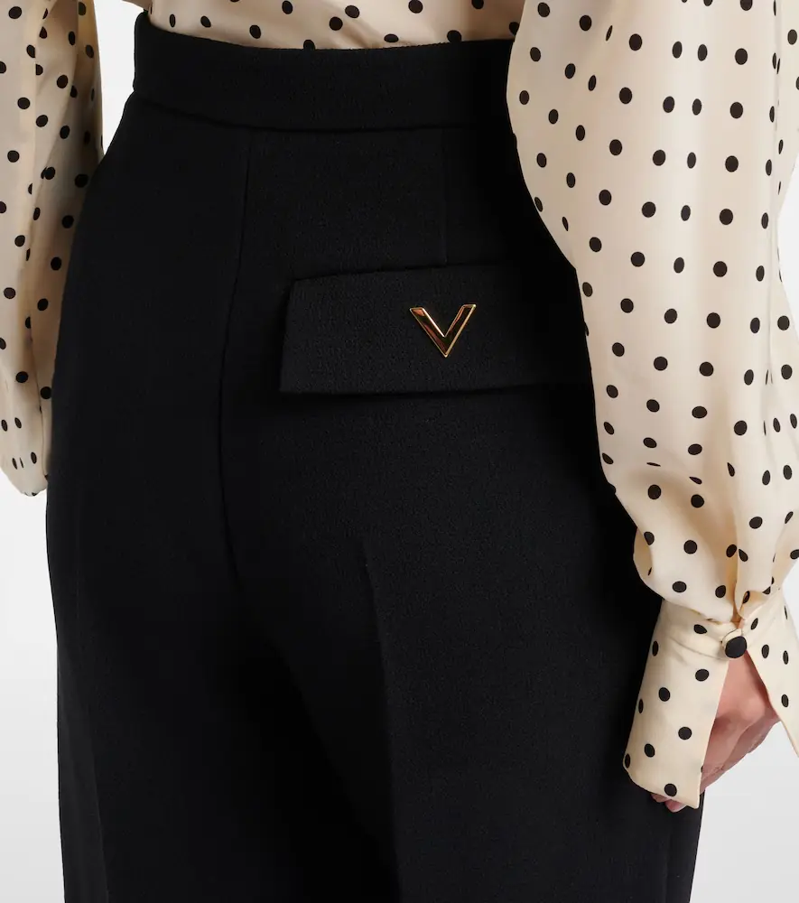 Valentino Garavani VGold virgin wool Bermuda shorts | Thumbnail 2