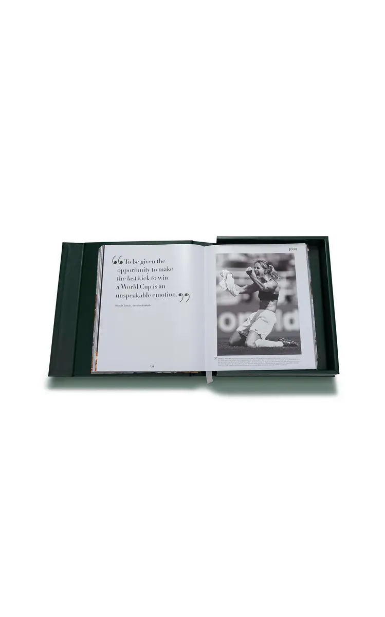 ASSOULINE Football The Impossible Collection: 100 Moments from the Beautiful Game | Thumbnail 3 ASSOULINE Football The Impossible Collection: 100 Moments from the Beautiful Game | Thumbnail 3