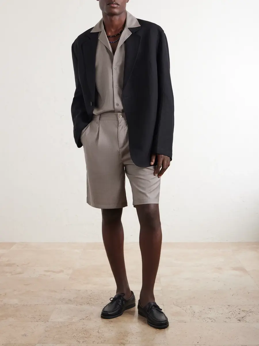 Frescobol Carioca Serano Pleated Wool Shorts - Men | Thumbnail 2 Frescobol Carioca Serano Pleated Wool Shorts - Men | Thumbnail 2