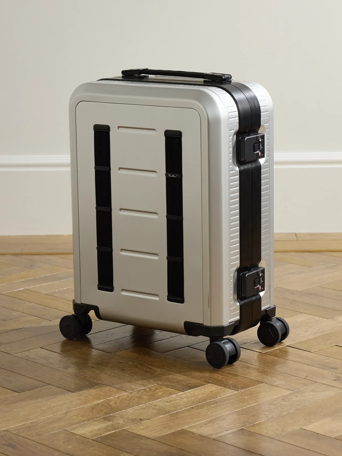 DB Journey Ramverk Polycarbonate and Aluminium Carry-On Suitcase - Men