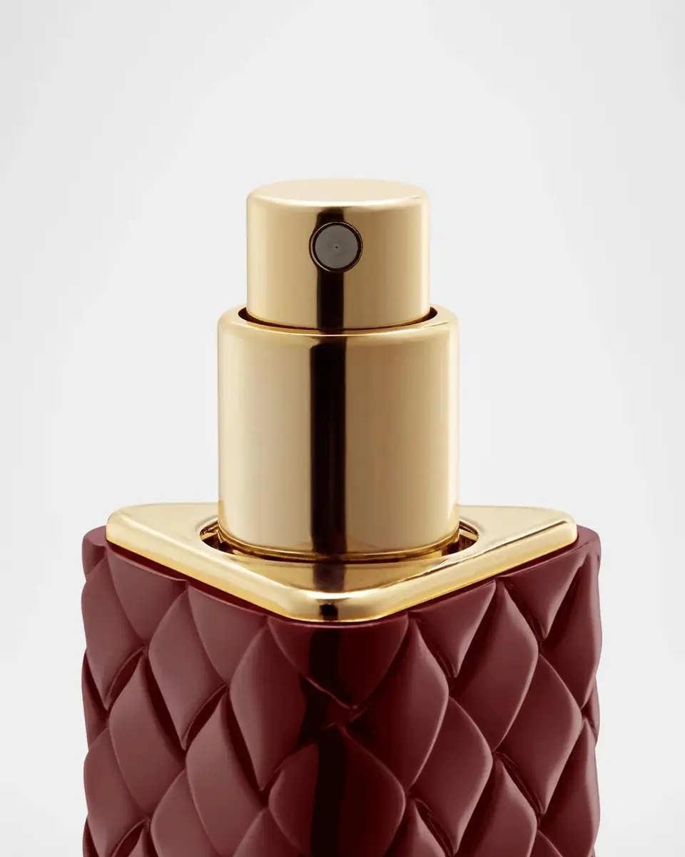 Bottega Veneta Red Intreccio Travel Case | Thumbnail 3