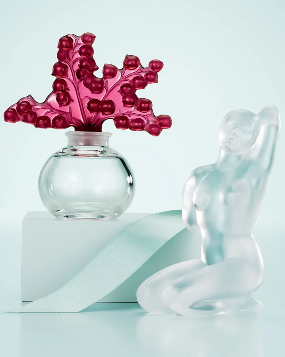 Lalique Small Aphrodite Nude Sculpture | Thumbnail 2