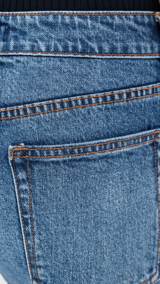 GOOD AMERICAN Vintage Low Loose Jeans | Thumbnail 6 GOOD AMERICAN Vintage Low Loose Jeans | Thumbnail 6