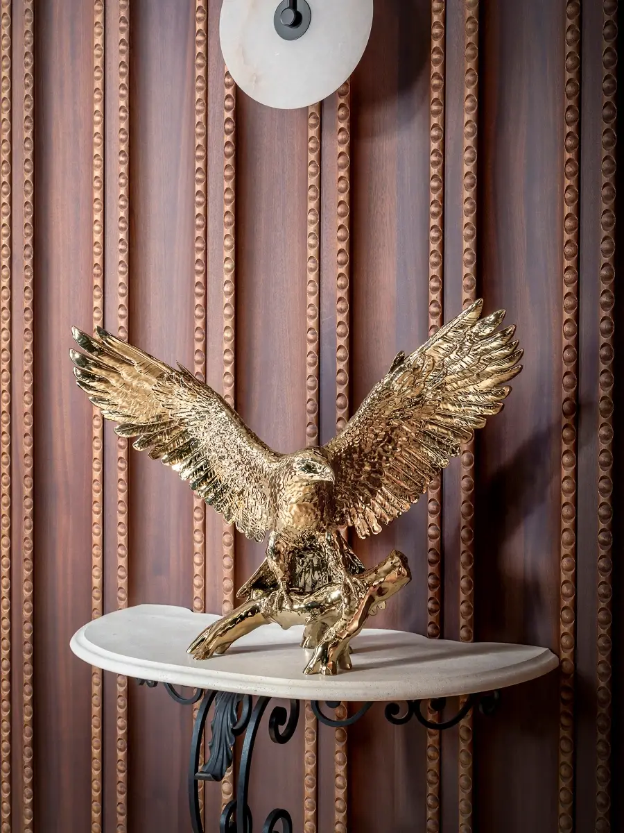 Lladro Freedom Eagle Porcelain Sculpture | Thumbnail 7 Lladro Freedom Eagle Porcelain Sculpture | Thumbnail 7