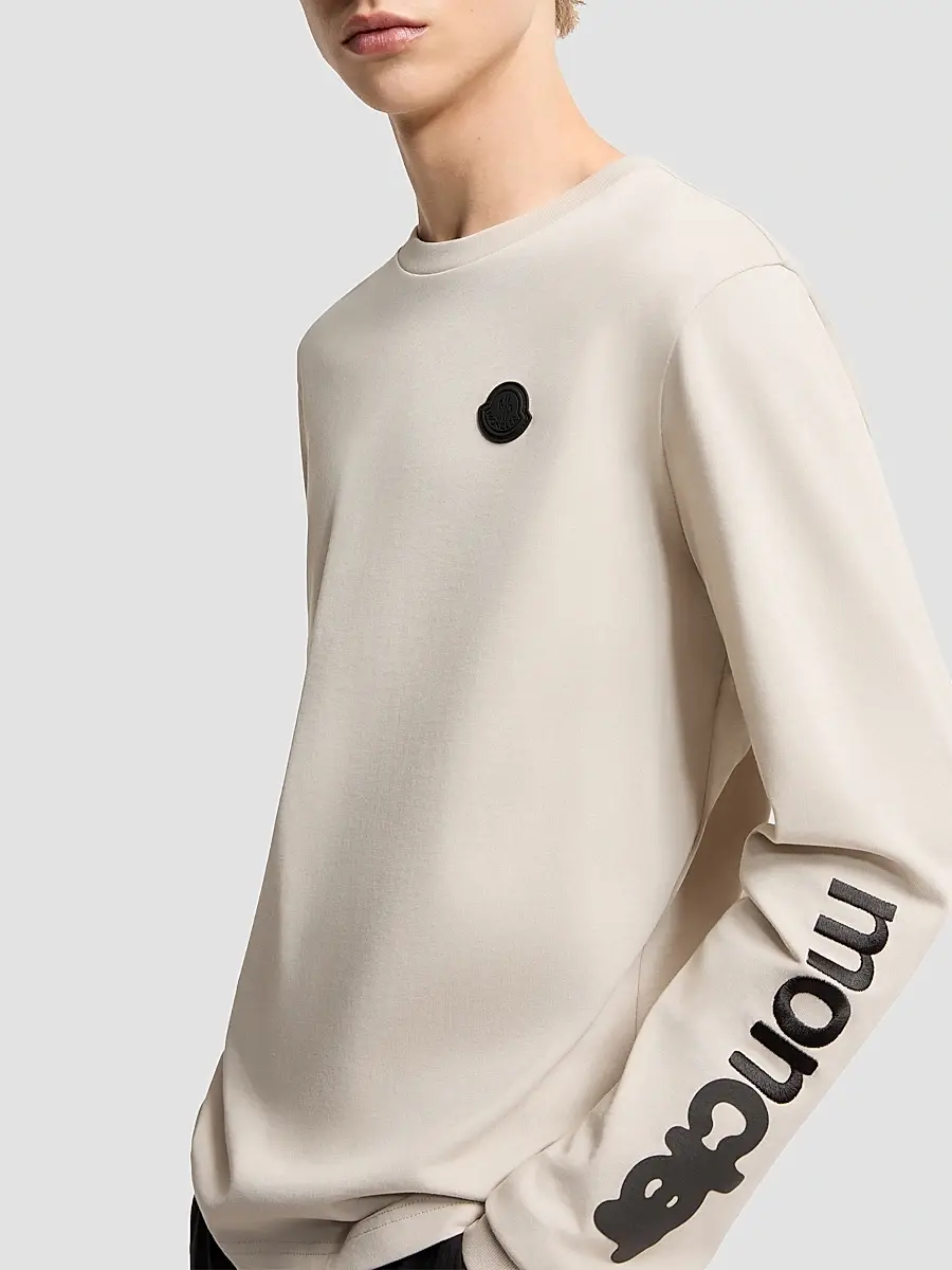 Moncler Men's Long Sleeve Crewneck T-Shirt in Cotton Jersey | Thumbnail 4 Moncler Men's Long Sleeve Crewneck T-Shirt in Cotton Jersey | Thumbnail 4