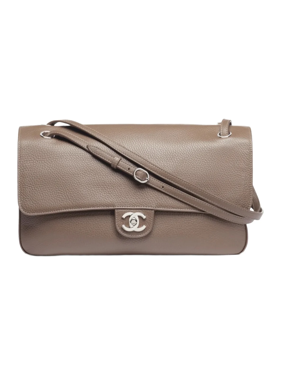 Chanel Maxi Flapbag