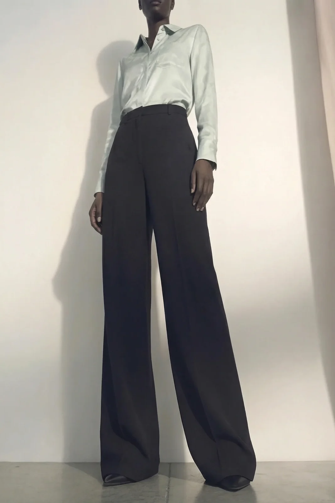 STRAIGHT LEG CADY TROUSERS WITH FRONT OVERLAP STRAIGHT LEG CADY TROUSERS WITH FRONT OVERLAP