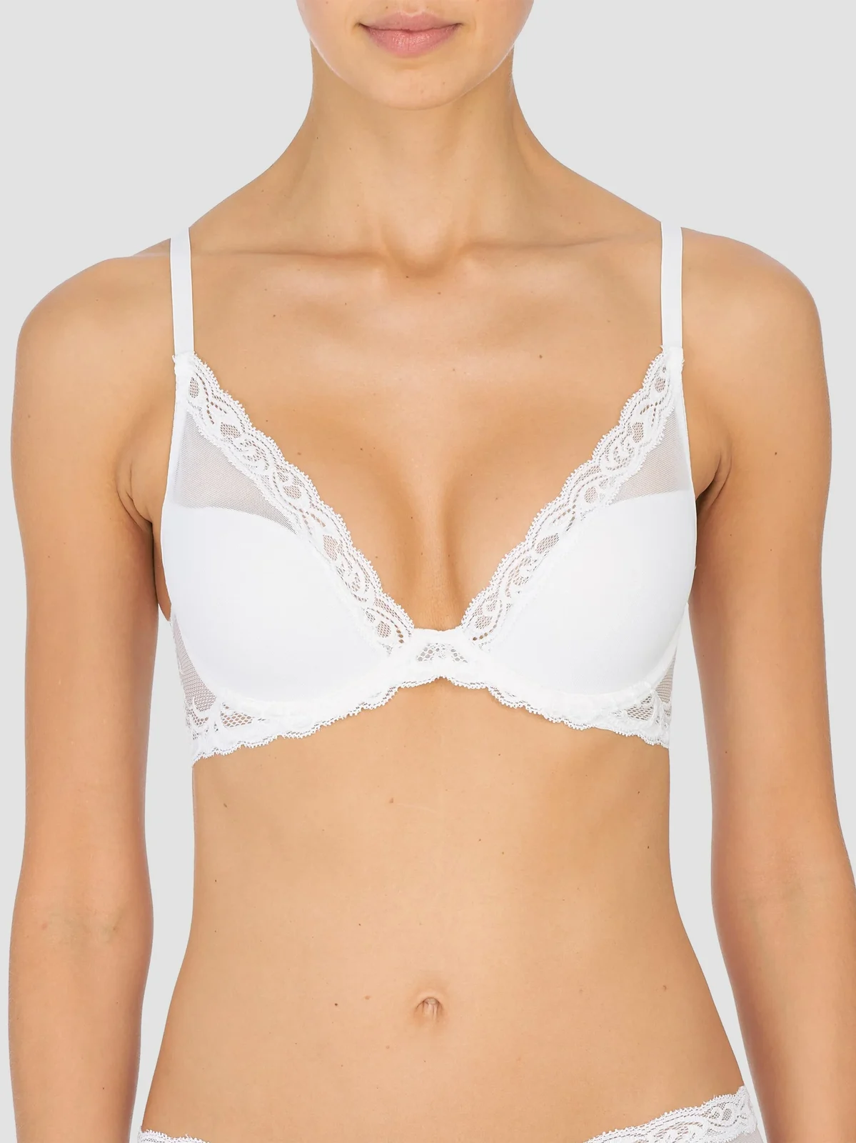 Women's Feathers Plunge T-Shirt Bra Women's Feathers Plunge T-Shirt Bra