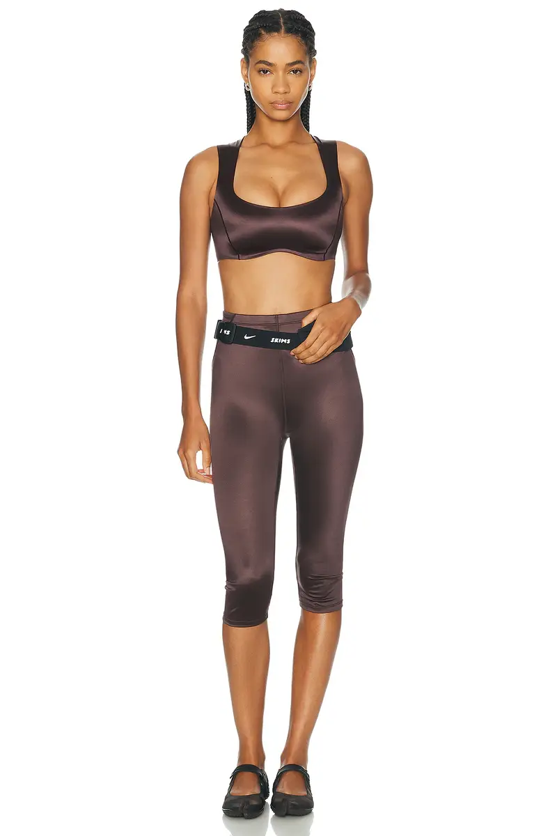 NikeSKIMS Shine Open Scoop Bra | Thumbnail 4 NikeSKIMS Shine Open Scoop Bra | Thumbnail 4