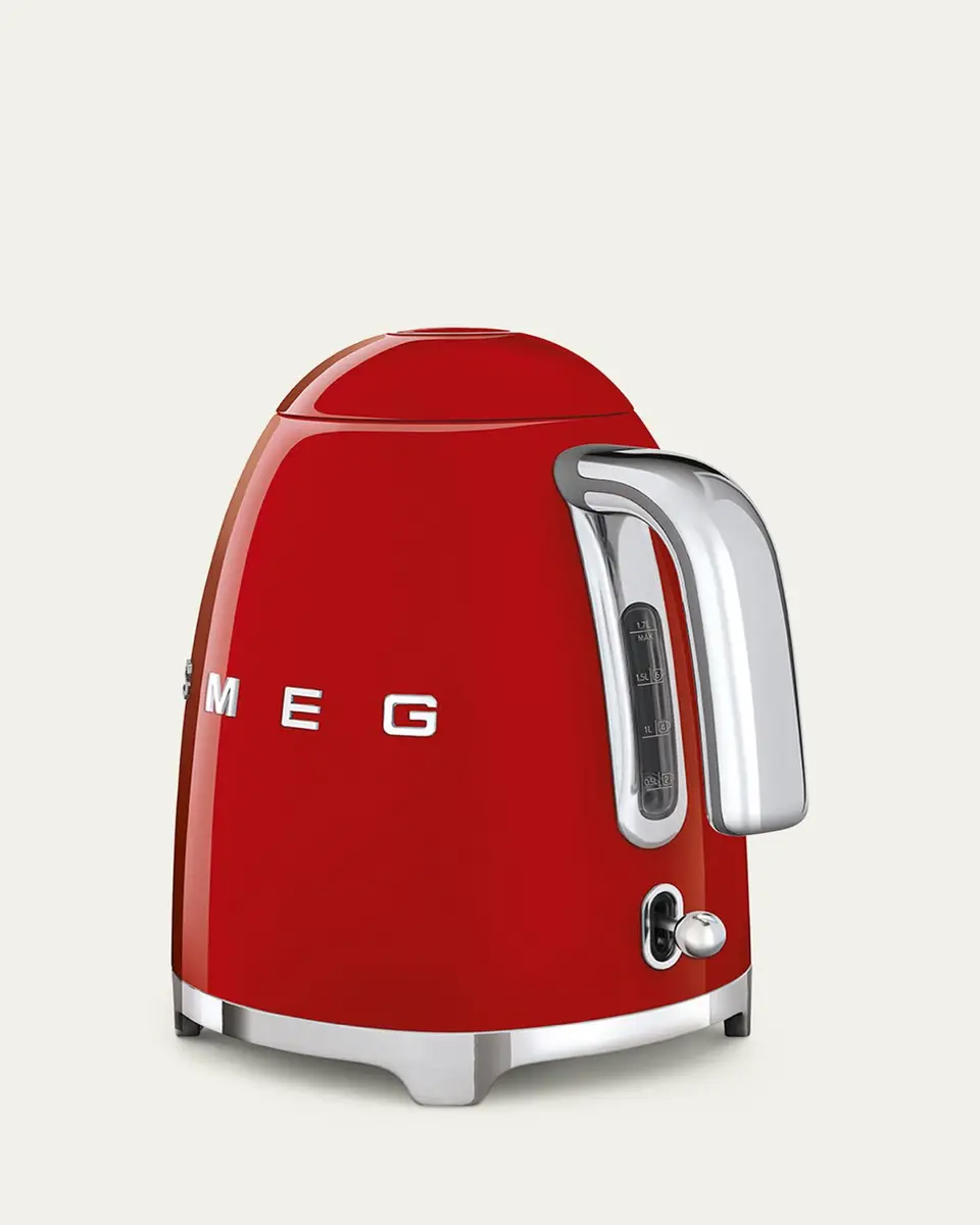 Smeg Retro Electric Kettle, Polished White | Thumbnail 5 Smeg Retro Electric Kettle, Polished White | Thumbnail 5