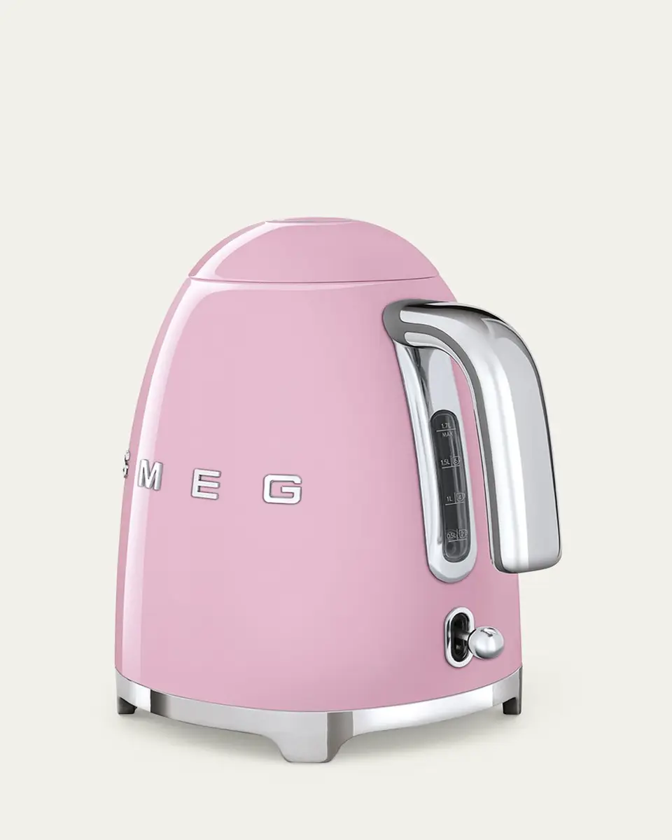 Smeg Retro Electric Kettle, Polished White | Thumbnail 5 Smeg Retro Electric Kettle, Polished White | Thumbnail 5