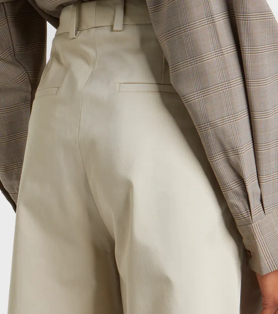 The Frankie Shop Marfa pleated cotton Bermuda shorts | Thumbnail 4