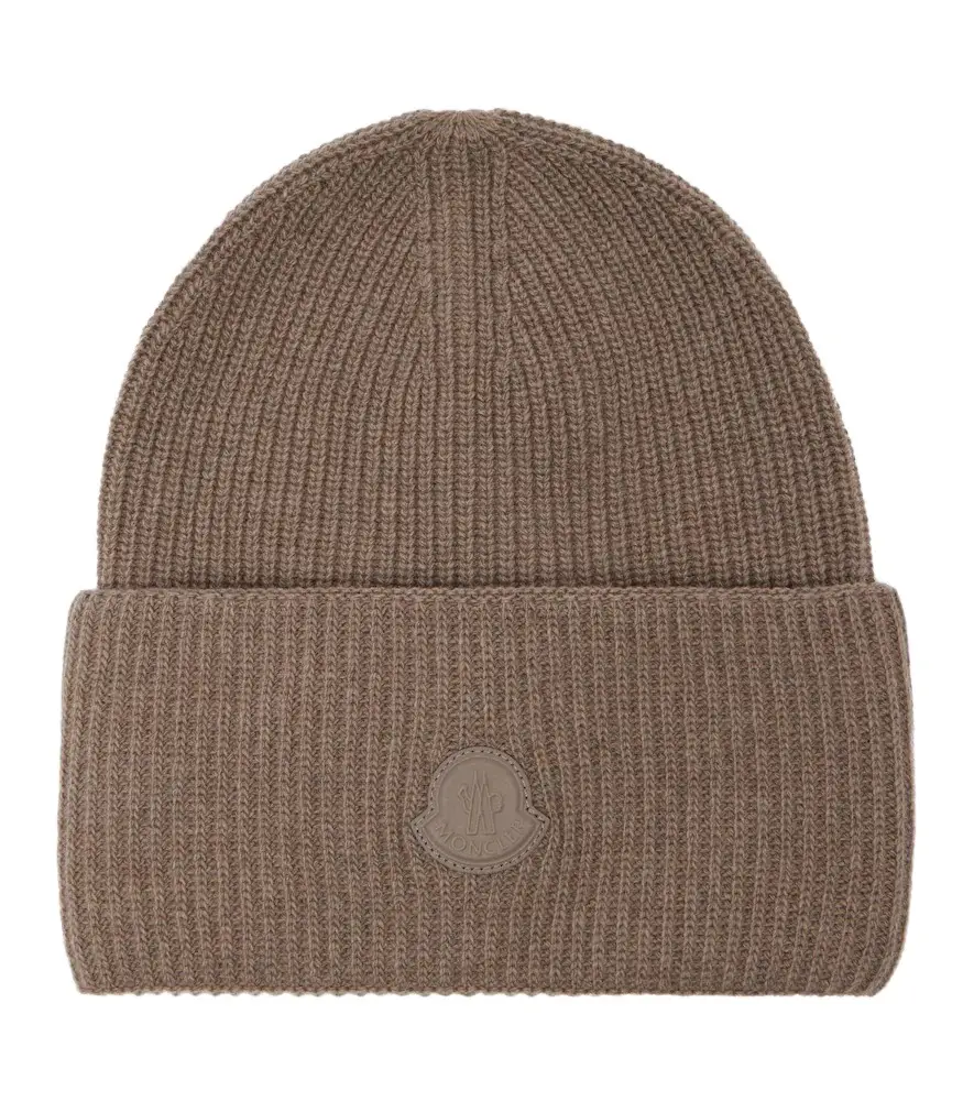 Moncler Wool and cashmere beanie | Image 1 Moncler Wool and cashmere beanie | Image 1
