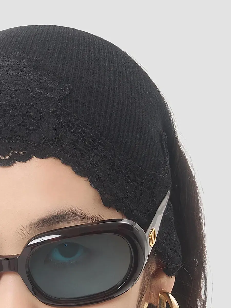 Valentino Women's VLogo Signature Cashmere and Lace Headband - Black | Thumbnail 3