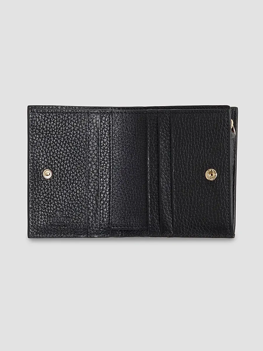 Valentino Garavani Women's Rockstud Wallet in Grainy Calfskin - Black | Thumbnail 4 Valentino Garavani Women's Rockstud Wallet in Grainy Calfskin - Black | Thumbnail 4