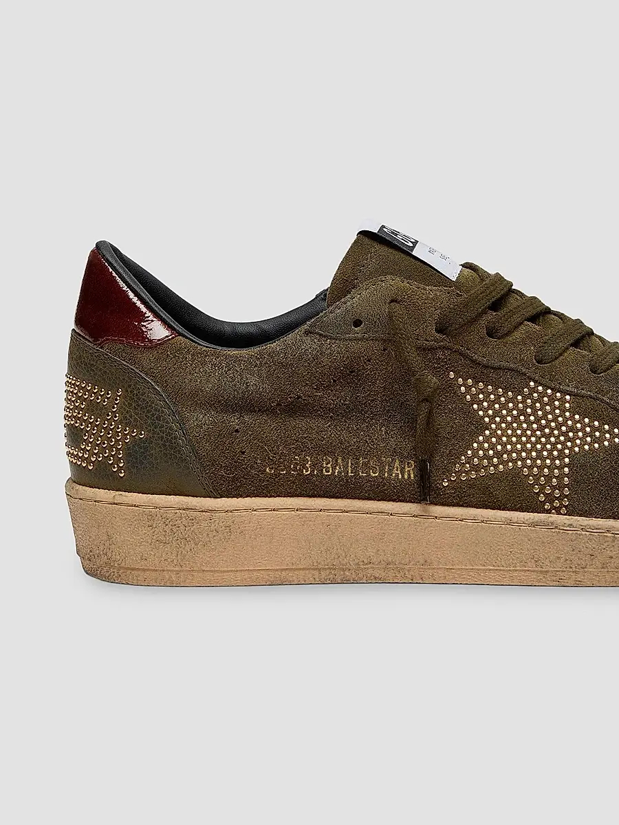 Golden Goose Men's Ballstar Suede Low-Top Sneakers | Thumbnail 4 Golden Goose Men's Ballstar Suede Low-Top Sneakers | Thumbnail 4