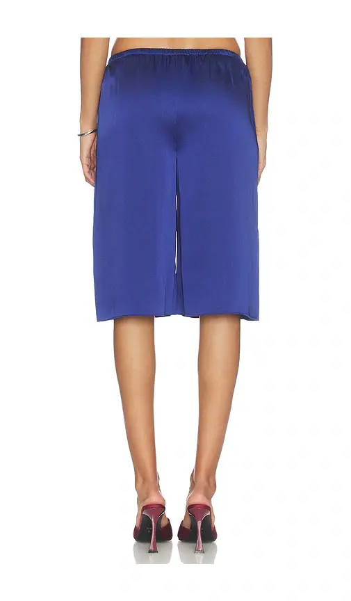 SEROYA Brice Satin Bermuda Short | Thumbnail 5 SEROYA Brice Satin Bermuda Short | Thumbnail 5