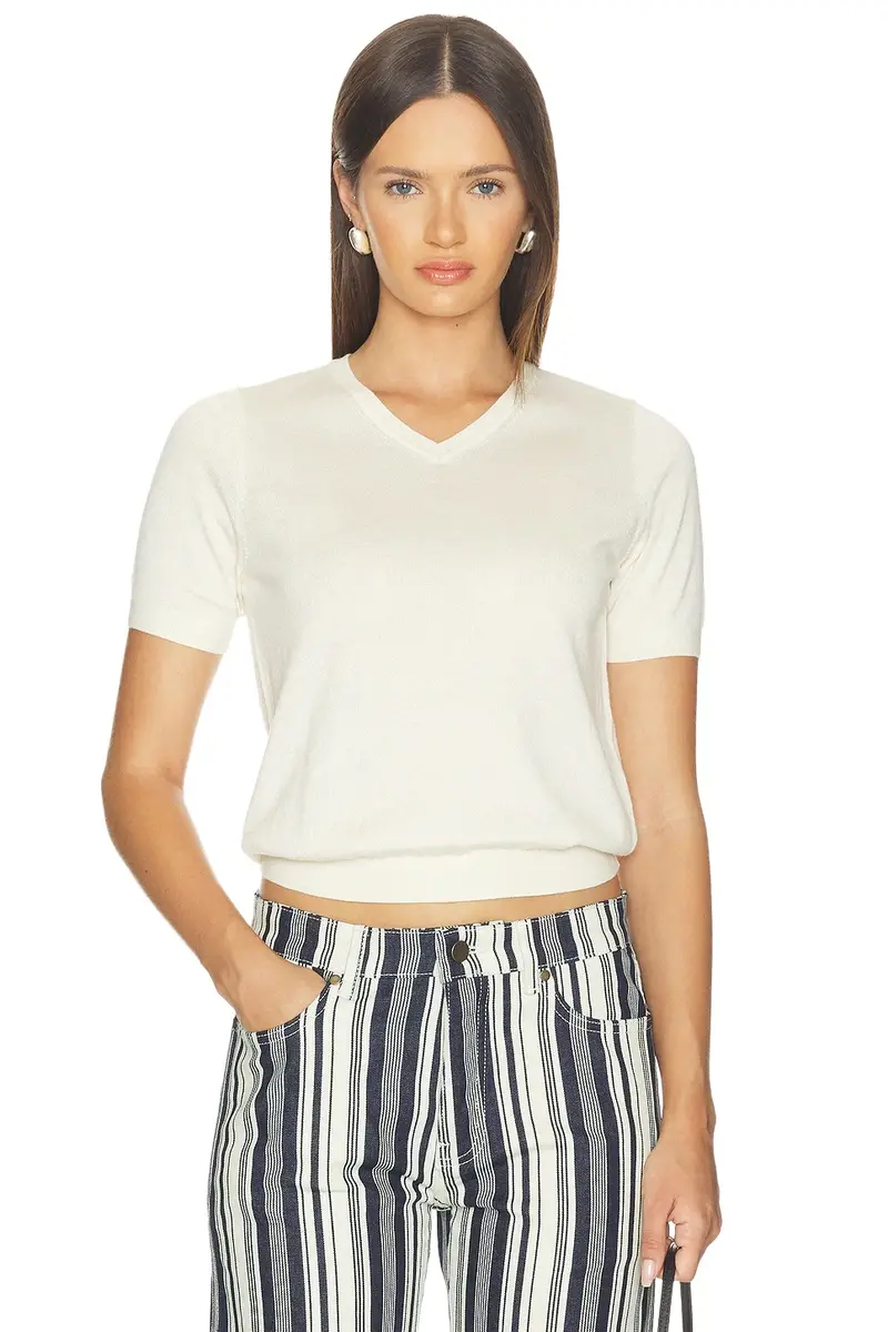 RENGGLI V-neck Knit Tee