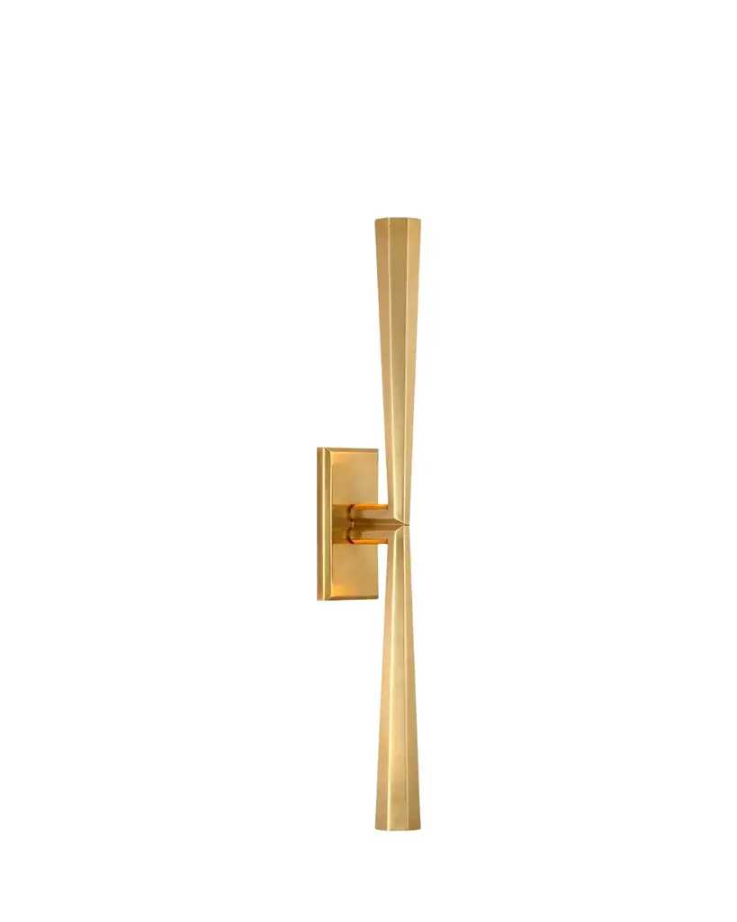 Visual Comfort Signature Galahad Linear Sconce By Thomas O'Brien | Image 1 Visual Comfort Signature Galahad Linear Sconce By Thomas O'Brien | Image 1