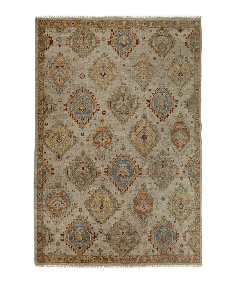Safavieh Elswood Hand-Knotted Rug | Thumbnail 2