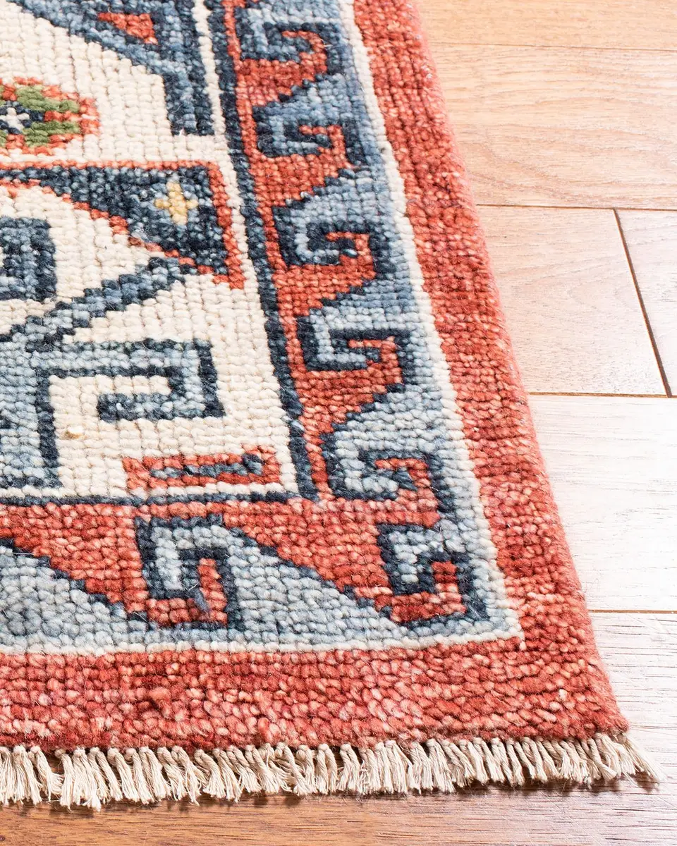 Safavieh Marietta Hand-Knotted Rug | Thumbnail 4 Safavieh Marietta Hand-Knotted Rug | Thumbnail 4