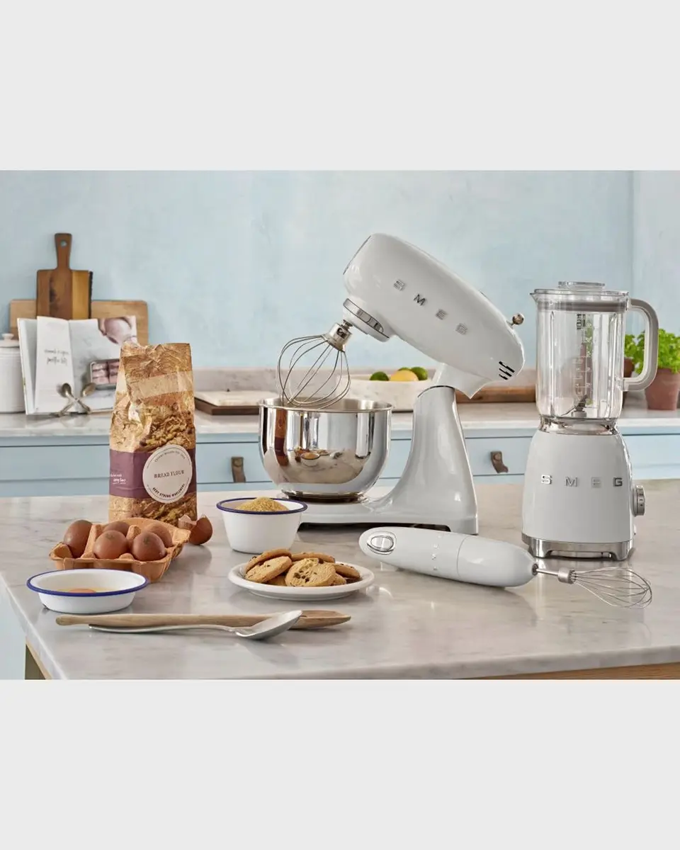 Smeg BLF03 Retro Blender | Thumbnail 2