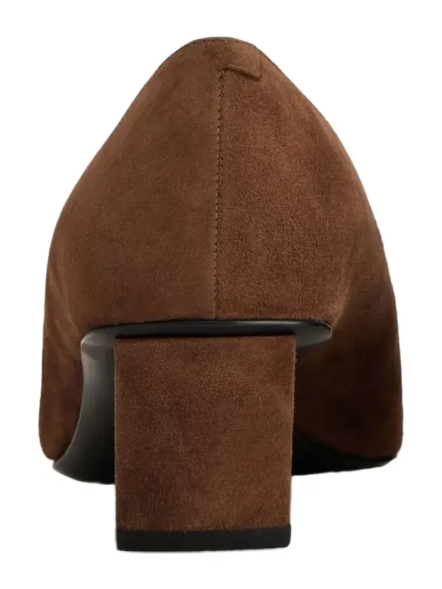 Belle Vivier 45mm Turtle-Buckle Suede Pumps Belle Vivier 45mm Turtle-Buckle Suede Pumps